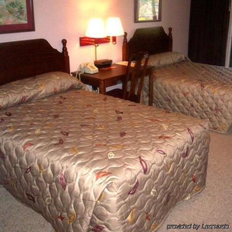 Rime Garden Inn & Suites Irondale Szoba fotó